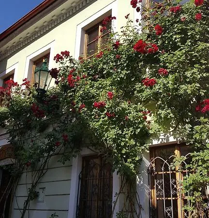 House Of Roses Kutná Hora